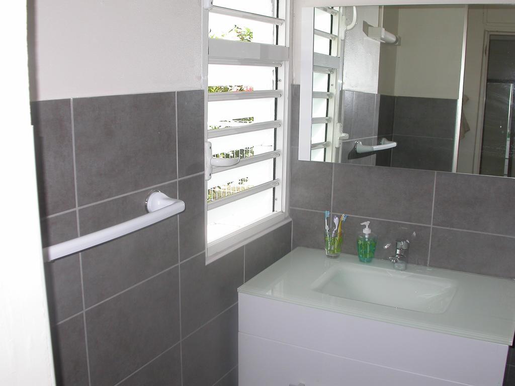 Вилла Maison De Vacances A St Anne Martinique Сент-Анн Экстерьер фото